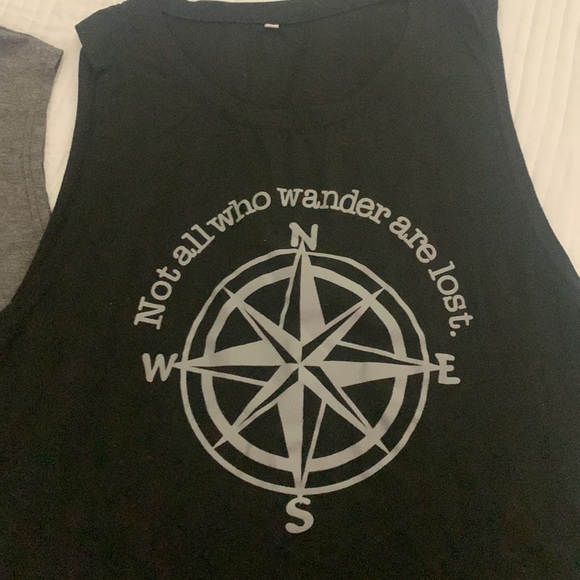 Graphic tanks - Picture 2 of 5